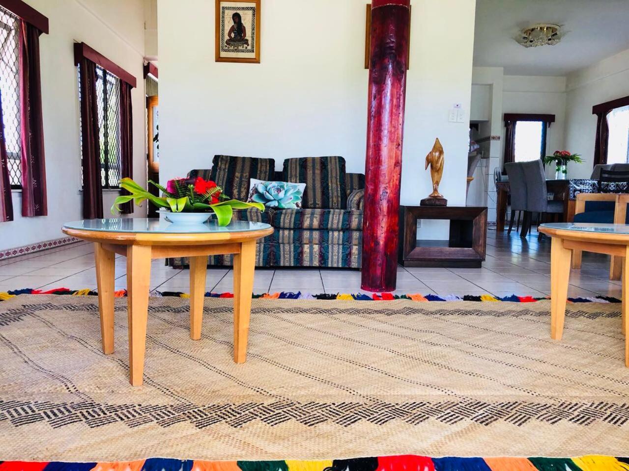 Tonga Holiday Villa ヌクアロファ エクステリア 写真